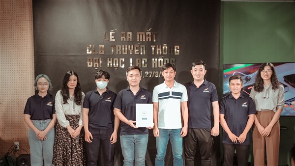 Lễ ra mắt Câu lạc bộ