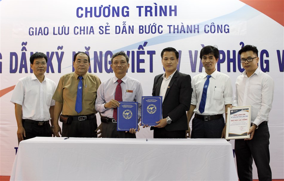 Bắt tay nâng mạnh quy mô tuyển dụng cùng Chuỗi nhà thuốc Long Châu (FPT Retail)