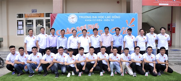 TS. Lâm Thành Hiển – Phó Hiệu trưởng thường trực – Trưởng Ban Chỉ đạo và Giám sát cuộc thi