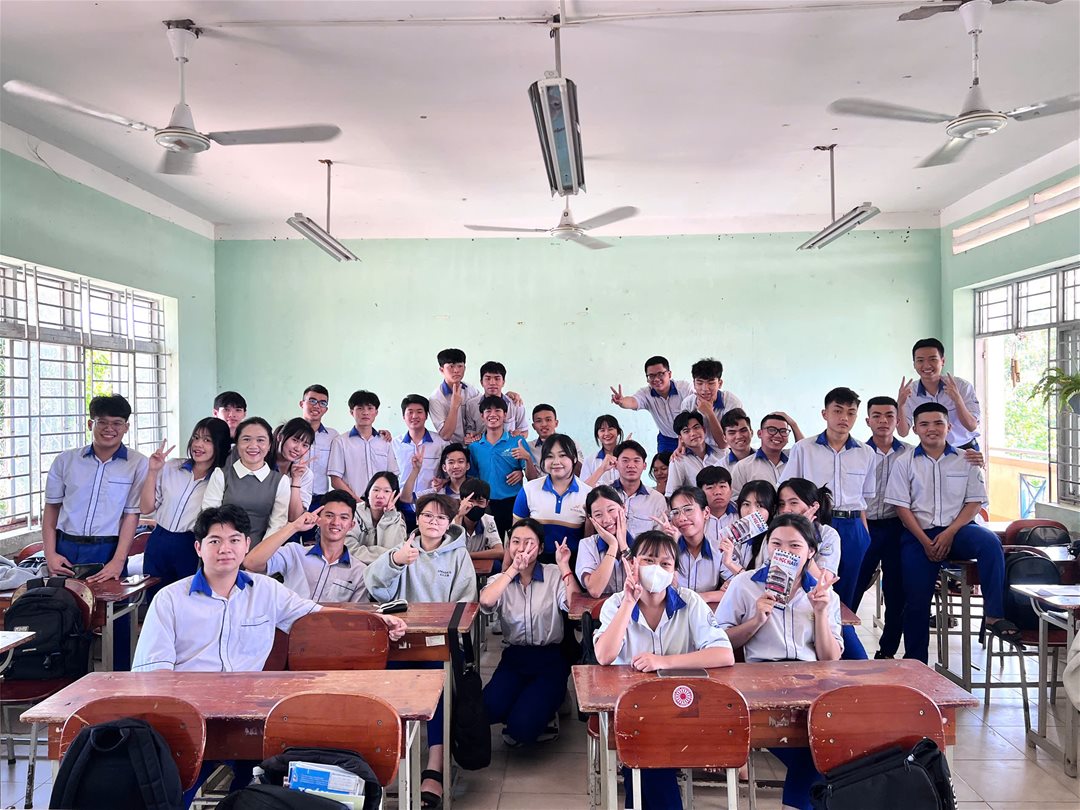 Hình ảnh tư vấn tuyển sinh ngành Công Nghệ Kỹ Thuật Công Trình Xây Dựng tại trường THPT Hàm Tân.